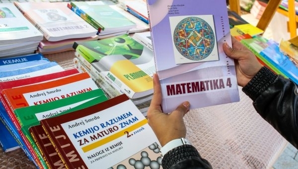 vracanje%20ucbenikov